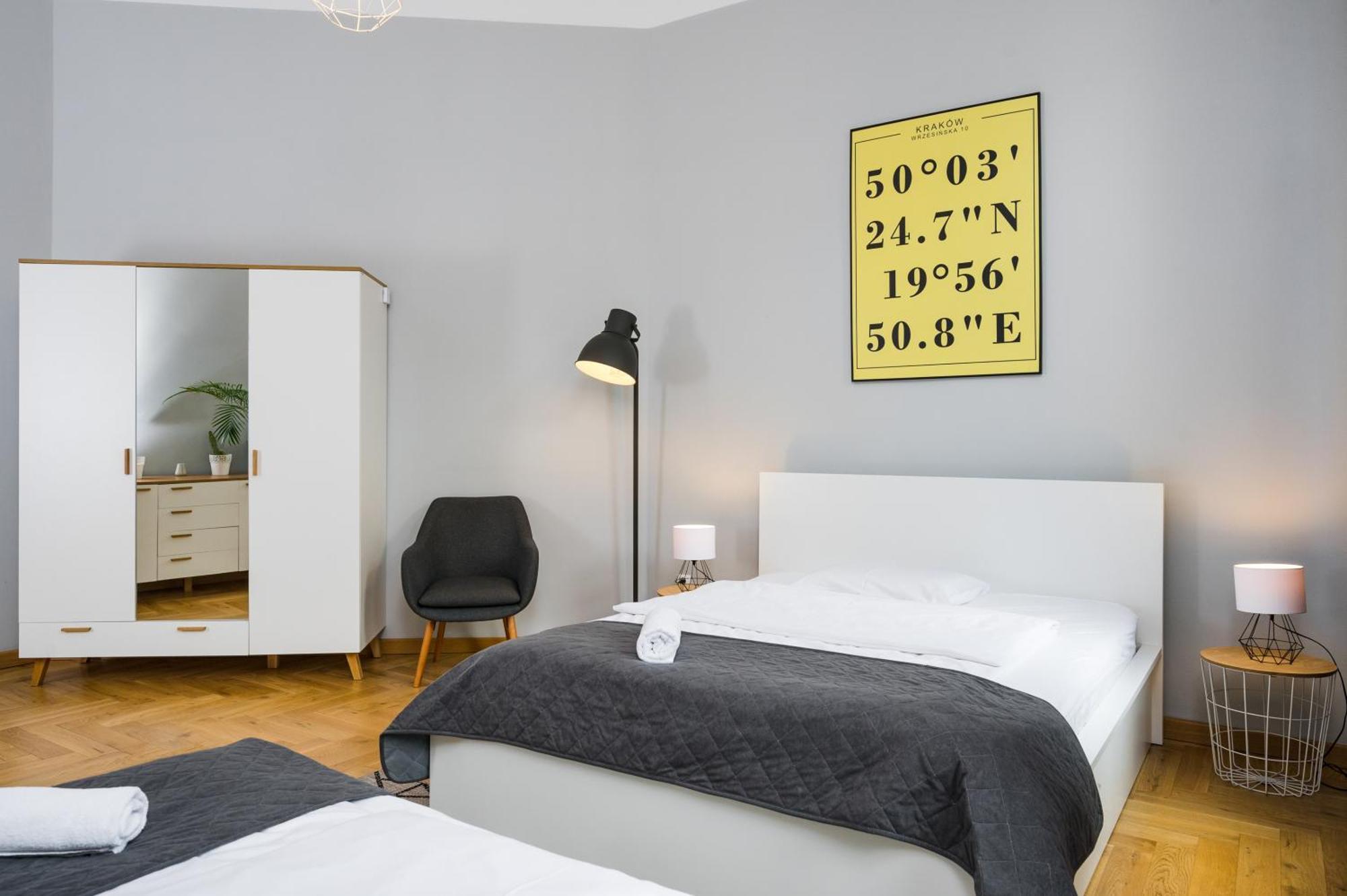 Beautiful Apartment, Great Location, Old Town & Kazimierz Krakow Bagian luar foto