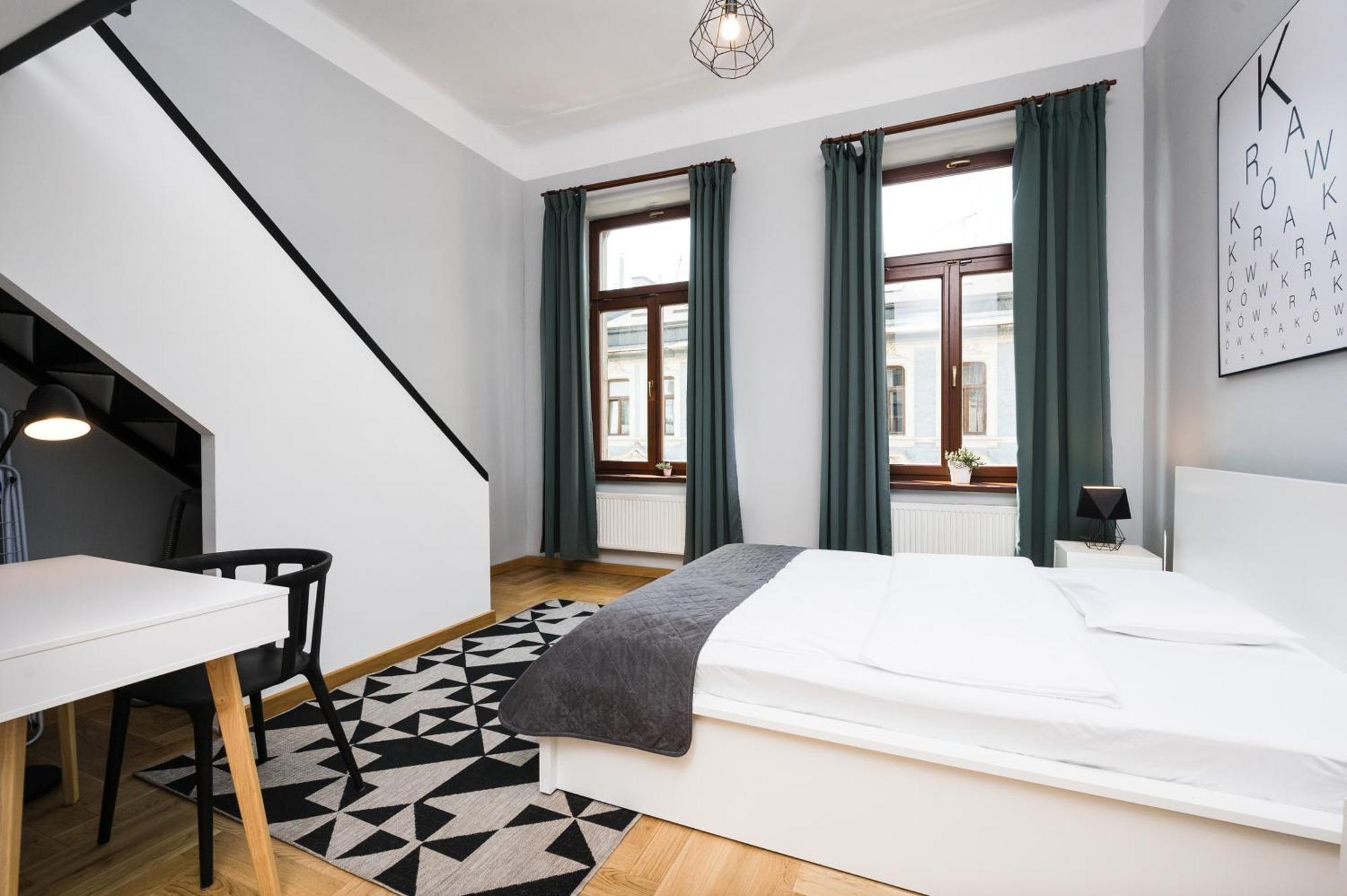 Beautiful Apartment, Great Location, Old Town & Kazimierz Krakow Bagian luar foto